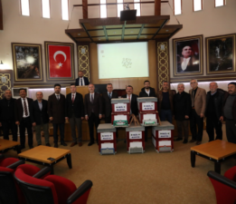 İnegöl Belediyesi’nde 50 üreticiye 250 arı kovanı