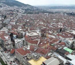 1,4 milyon insan 1999 yılı öncesi binalarda yaşıyor