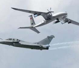 Rus jetinden Bayraktar TB2’ye aynı manevra!