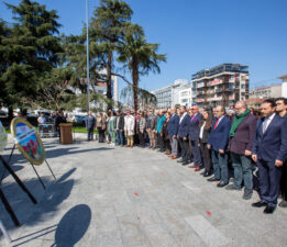Dünya Tiyatro Günü’ Bursa’da kutlandı