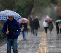 Deprem bölgesinde kuvvetli yağış bekleniyor