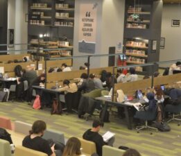 Yıldırım’ın uyumayan kütüphanelerinden büyük hizmet