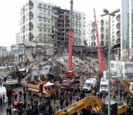 O sitenin müteahhidi yakalandı