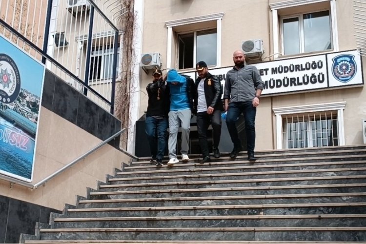 CHP binası yakınında ateş eden şüpheli yakalandı