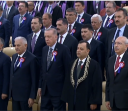 AYM töreninde gergin anlar!