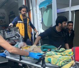 Önce çocuğuna sonra kendi kafasına sıktı