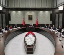 Cumhurbaşkanı Erdoğan üç bakanı liste dışı bırakmış