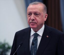 Liderlerden Erdoğan’a geçmiş olsun mesajları
