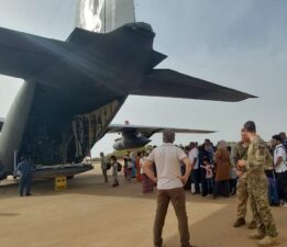 Sudan’da Türk uçağına ateş açıldı!