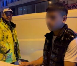Bursa’da trafik polislerinden kaçtı!