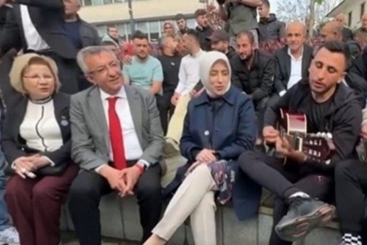 Ak Partili ve CHP’li vekiller birlikte türkü söyledi