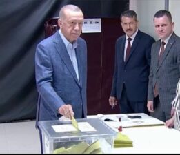 Cumhurbaşkanı Erdoğan oyunu kullandı