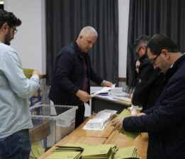 10 parti genel başkanı milletvekili seçildi