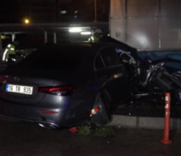 Bursa’da kontrolden çıkan araç hurdaya dönmüştü!