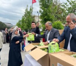 Yıldırım Belediyesi ücretsiz fide dağıttı