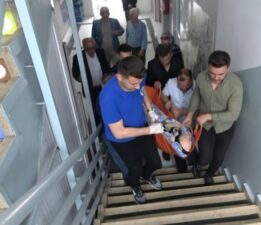 Bursa’da vatandaşlık görevi engel tanımadı