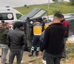 Bursa’da minibüs akla attı: 3 yaralı