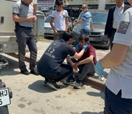 Bursa’da çalınan motosikletini teslim alan şahıs duran otobüse çarptı