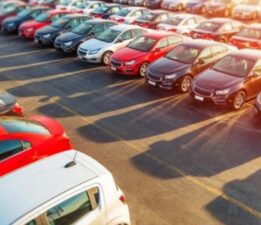 Otomobil pazarında döviz depremi