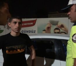 Drift yapmaktan ehliyetine el konuldu, polislerle pazarlık yaptı