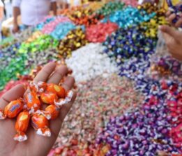 Bayram şekeri görücüye çıktı