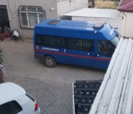 Hırsızlar 1,5 milyonluk ziynetlerle kayıplara karıştı