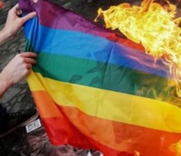 LGBT’ye geçit yok