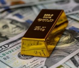 Yatırımcılar dikkat! Dolar ve altın için flaş tahmin