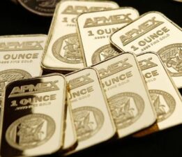 Altın faiz patikası belirsizliğiyle geriledi