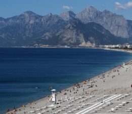 Antalya’ya altı ayda 7 milyon turist!