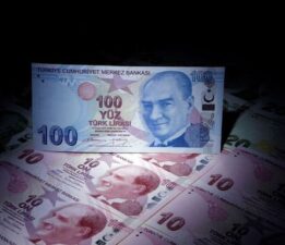 Mevduat faizlerinde 1 ayda 12 puanlık gerileme