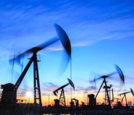 Petrolde haftalık yükseliş serisi sürüyor