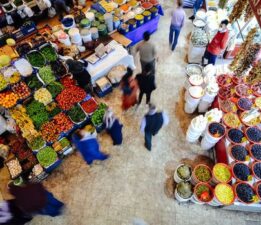 Türk-İş aylık gıda enflasyonu bir yılın zirvesinde