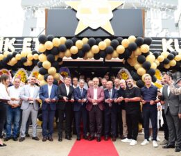 Yusuf Çelik’ten 3. şube   Yusuf Çelik Et Kuzu Döner’e görkemli açılış