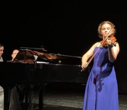 Genç Müzisyenlerden Doyumsuz Müzik Ziyafeti!