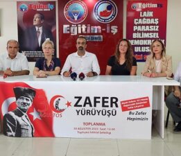 Zafer Bayramı’nın 101. yılında Bursa’da Zafer Yürüyüşü