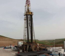 Aldıkları ham petrolü üretim tesisine götürürken suyla değiştirdiler!