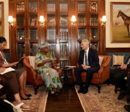 Ticaret Bakanı Bolat, G20 zirvesinde temaslarda bulundu