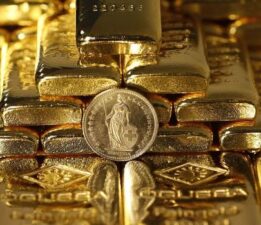 Altında yatay seyir