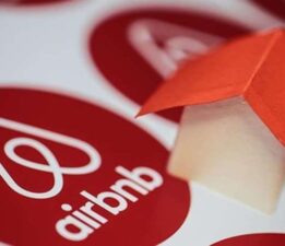 İktidarın yeni hedefi Airbnb: ‘Karanlık amaçlar için…’