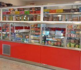 Önlük istemiyorum; çocuklarımızın karnını doyurun!