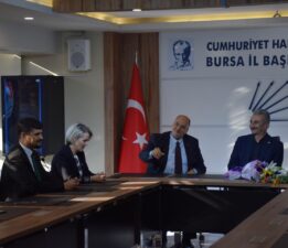 GELECEK PARTİDEN CHP’ye ZİYARET! “BURSA BİZİM KAZANACAĞIZ!”