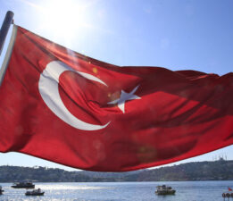 Türkiye Cumhuriyeti’nin 100. yılında, Türk milliyetçiliğinin mahkûm edilmesine geçit vermeyeceğiz.