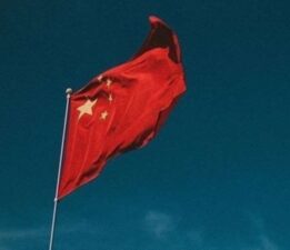 Çin’den ABD’nin 42 Çinli şirketi ihracat kontrol listesine almasına tepki