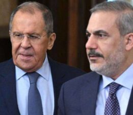 Dışişleri Bakanı Hakan Fidan, Rusya Dışişleri Bakanı Lavrov ile telefonda görüştü
