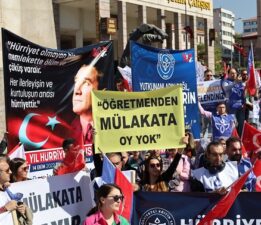 Hürriyetçi Eğitim Sendikası Ankara da buluştu