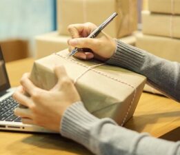 Kargo taşımacılığında büyük hırsızlık skandalı  Türkiye’de tanınmış bir Kargo şirketinde skandallar bitmiyor…