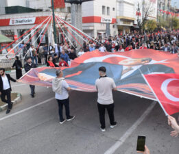 Cumhuriyet, vatanı için ölümleri göze almış bir dâhinin, yüreğinde büyüttüğü bir inançtı.