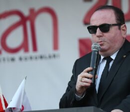 TAN OKULLARI’ndan 100’cü Yılda Hem Atatürk’e Hem de Sokak Hayvanlarına Saygı..