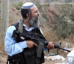 Yahudiler, Filistinlilere ait bir okulu ateşe verdi